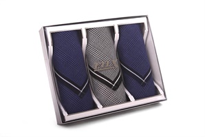 Gift set men´s luxury colored woven handkerchiefs in an exclusive box - 3 pcs. ( code M55 )
