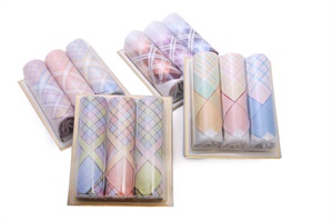 A set of ladies´ handkerchiefs in a popular box ripples - 3 pcs. ( code L16 )