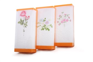 LAST PIECES IN STOCK! Ladies handkerchief embroidered with lace in a box - 1 pc. ( code L21 )