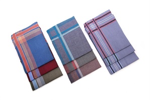 A set of dark multicolored woven men´s handkerchiefs in a polybag - 6 pcs. ( code M12 )